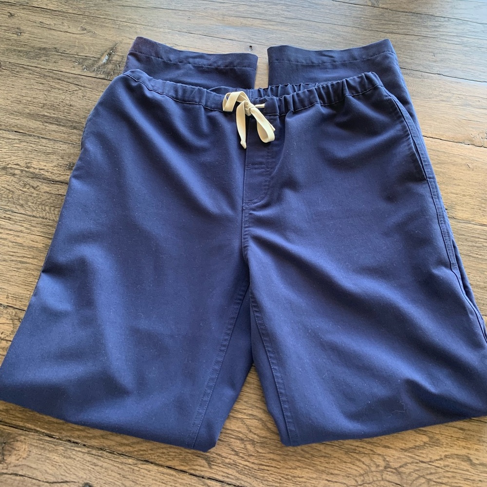 Men’s Figs Pisco Basic Scrub pant, navy size small